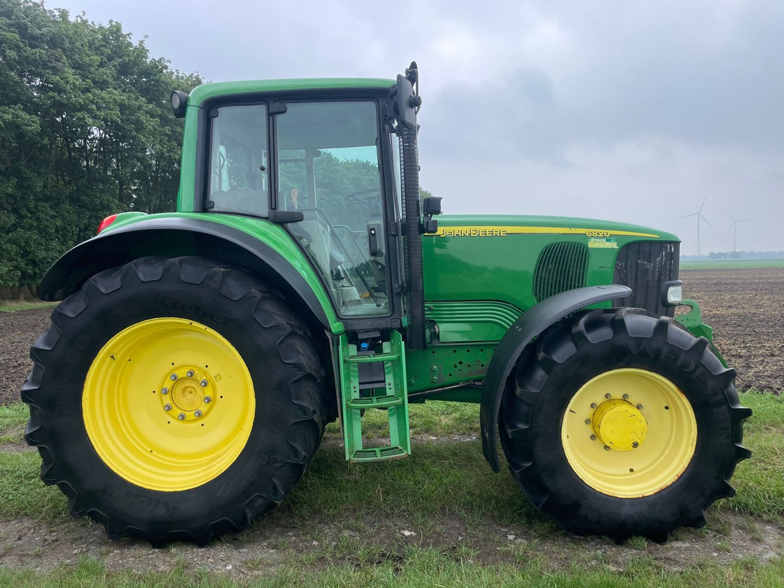 Traktor van het type John Deere 6820 Premium, Gebrauchtmaschine in Dinklage (Foto 2)