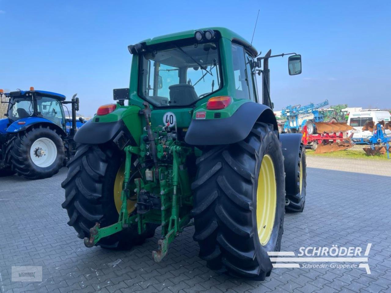 Traktor типа John Deere 6820 PREMIUM, Gebrauchtmaschine в Völkersen (Фотография 3)