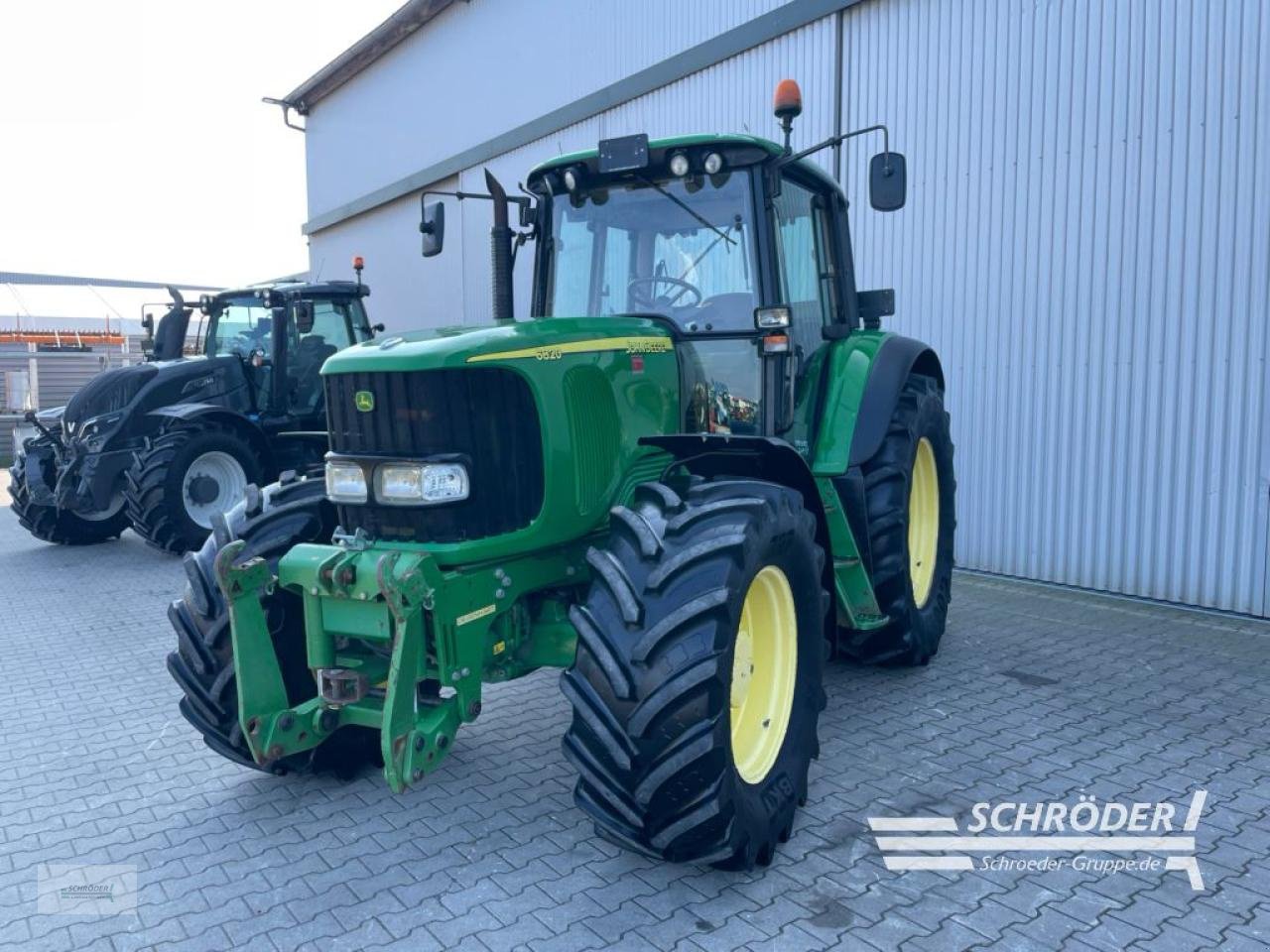 Traktor van het type John Deere 6820 PREMIUM, Gebrauchtmaschine in Wildeshausen (Foto 5)