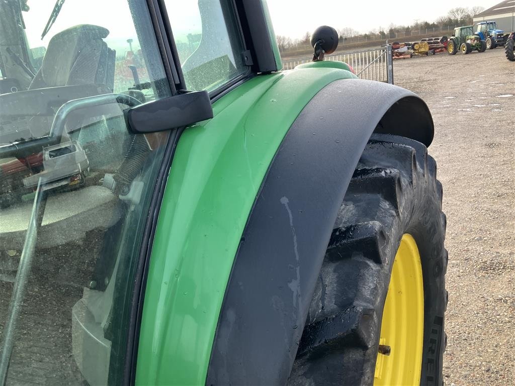 Traktor des Typs John Deere 6820 TLS Autoquad frontlift, Gebrauchtmaschine in Rødekro (Bild 8)