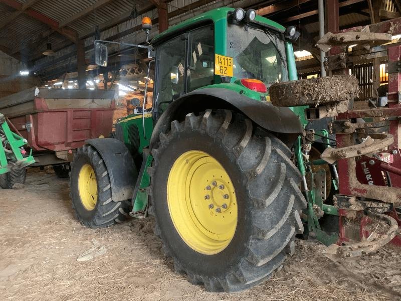 Traktor Türe ait John Deere 6820, Gebrauchtmaschine içinde Richebourg (resim 3)