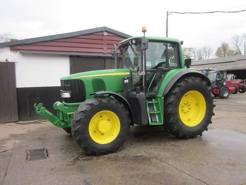 Traktor του τύπου John Deere 6820, Gebrauchtmaschine σε Ziegenhagen (Φωτογραφία 1)