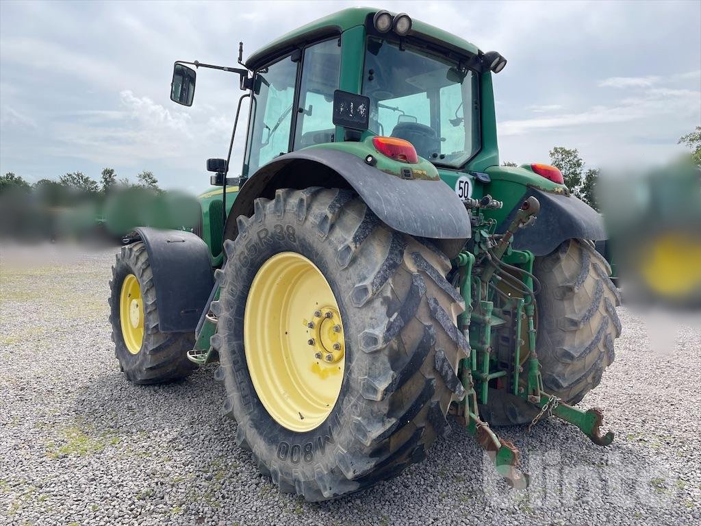 Traktor типа John Deere 6820, Gebrauchtmaschine в Düsseldorf (Фотография 3)