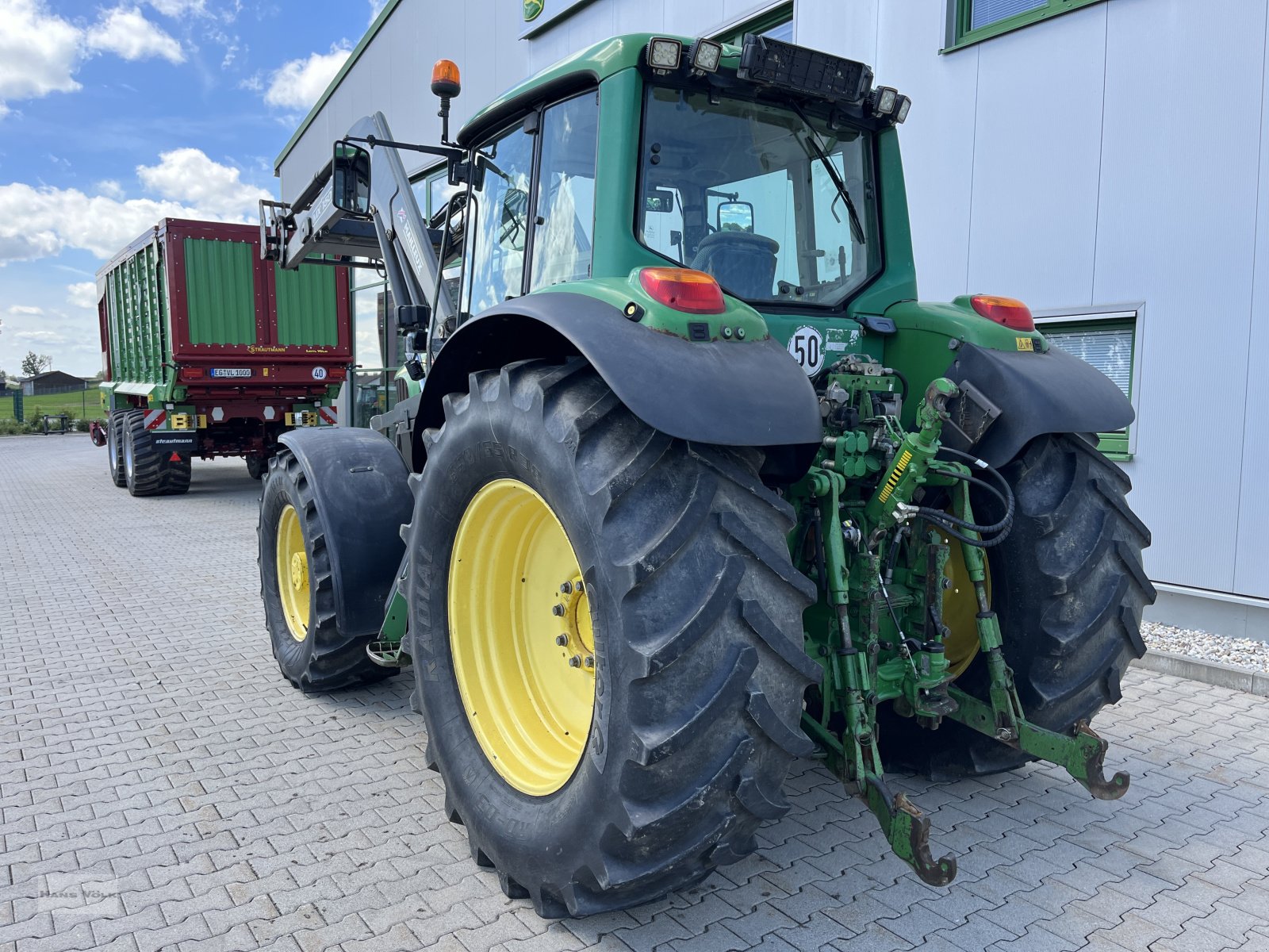 Traktor типа John Deere 6820, Gebrauchtmaschine в Eggenfelden (Фотография 8)