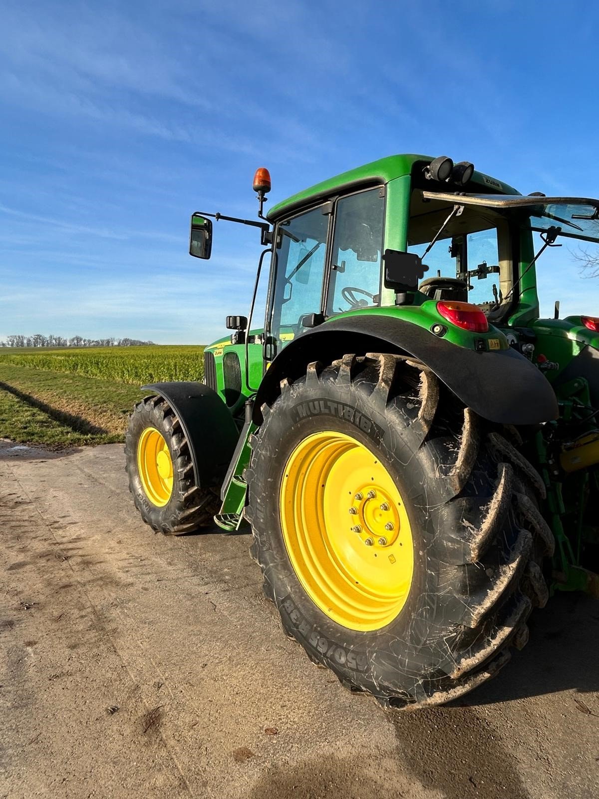 Traktor des Typs John Deere 6820, Gebrauchtmaschine in Bretzfeld (Bild 4)