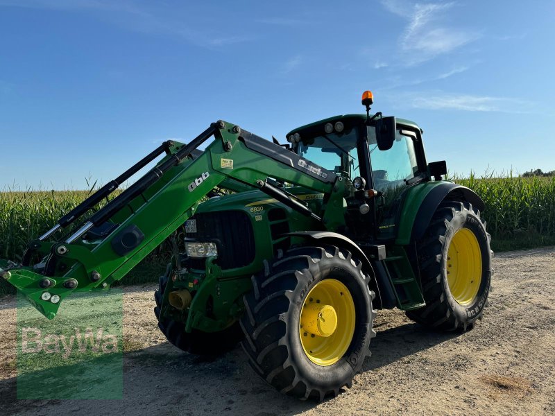 Traktor от тип John Deere 6830 AUTOPOWER PREMIUM, Gebrauchtmaschine в Waldkirchen (Снимка 1)