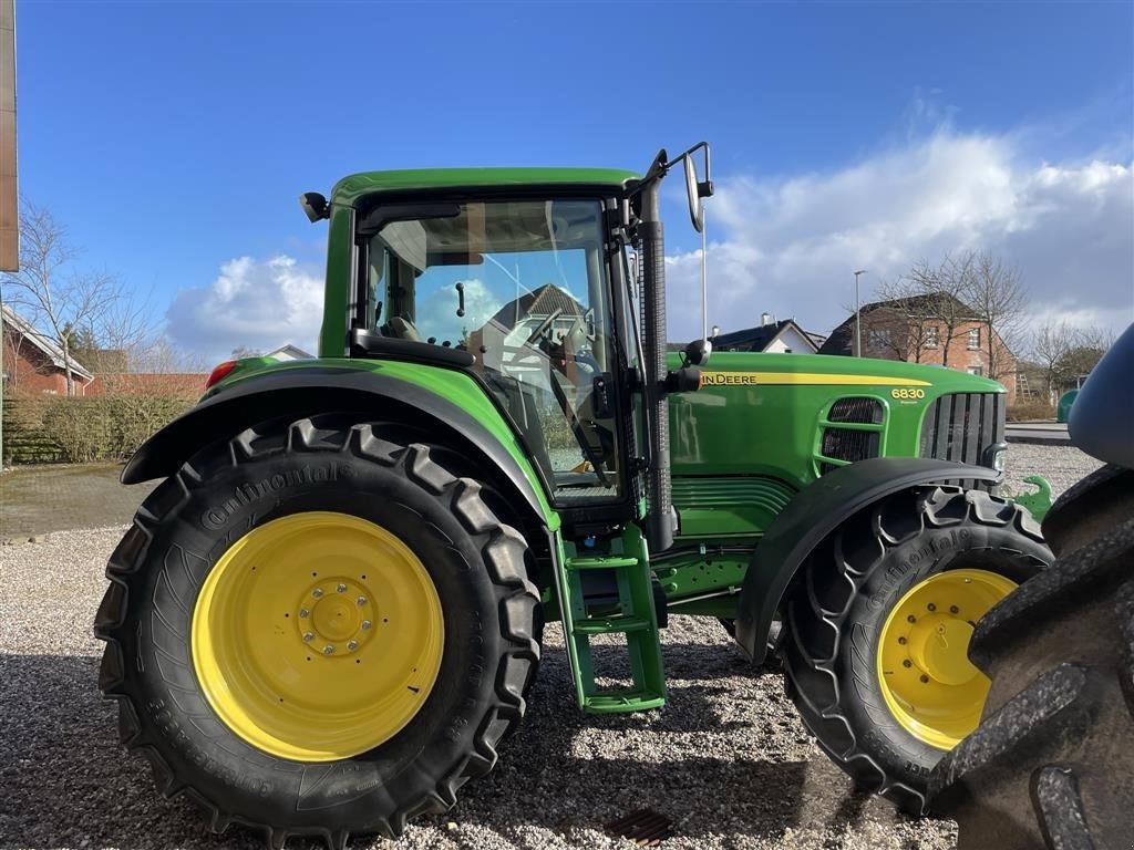 Traktor del tipo John Deere 6830 PREMIUM KUN 2976 timer med Autoquard, Gebrauchtmaschine In Nørager (Immagine 2)