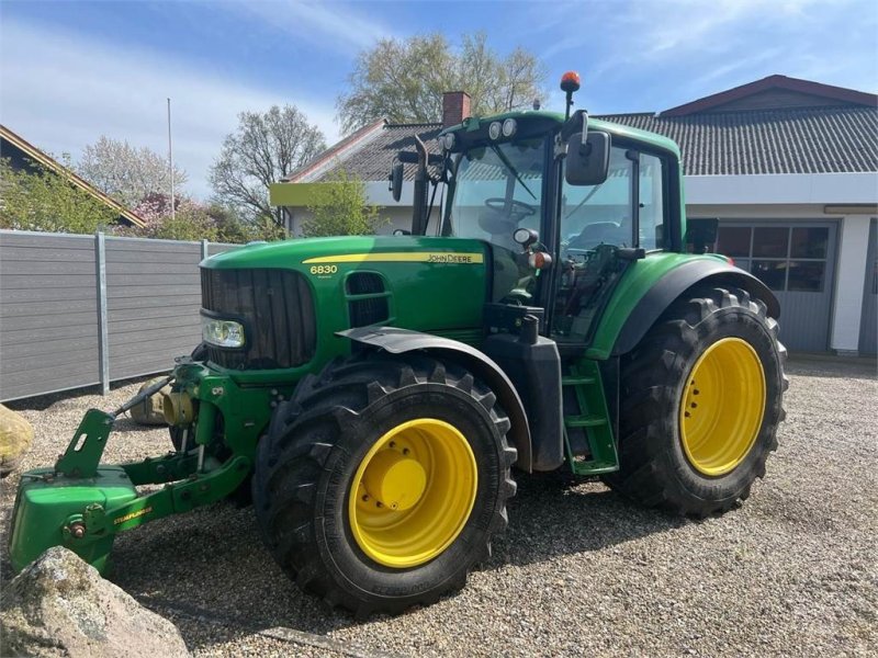 Traktor typu John Deere 6830 Premium Plus, Gebrauchtmaschine v Mern (Obrázok 1)