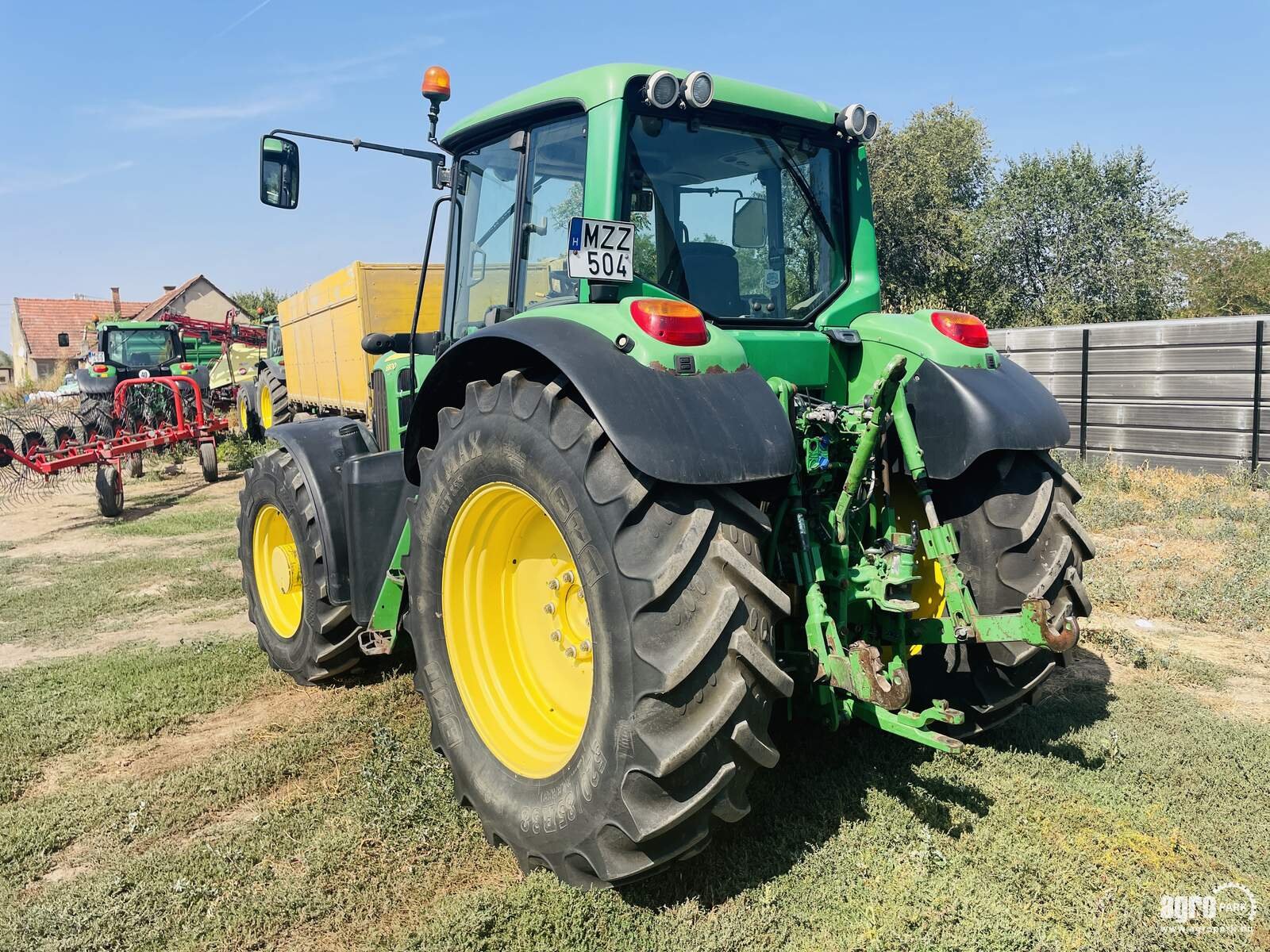 Traktor Türe ait John Deere 6830 PREMIUM, Gebrauchtmaschine içinde Csengele (resim 3)