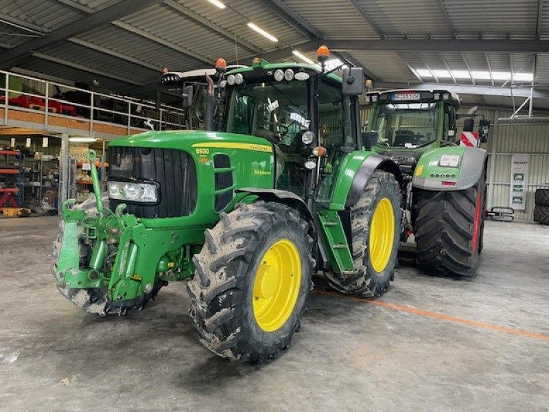 Traktor Türe ait John Deere 6830 Premium, Gebrauchtmaschine içinde Husum (resim 1)