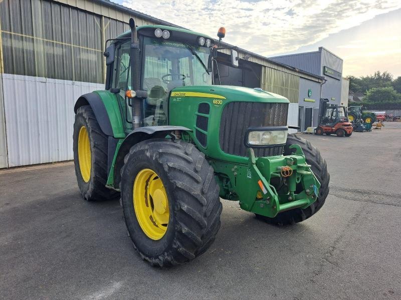 Traktor typu John Deere 6830 PREMIUM, Gebrauchtmaschine v SAINT GENEST D'AMBIERE (Obrázok 1)