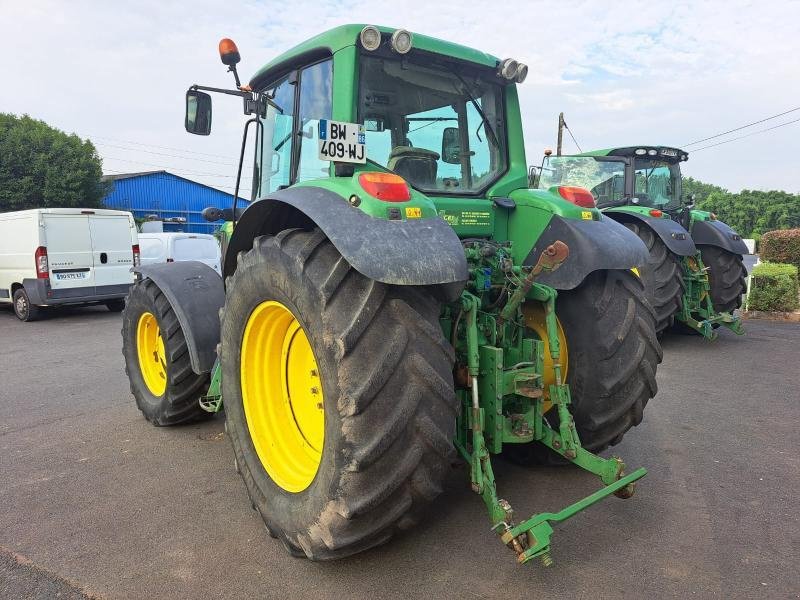 Traktor typu John Deere 6830 PREMIUM, Gebrauchtmaschine v SAINT GENEST D'AMBIERE (Obrázek 4)