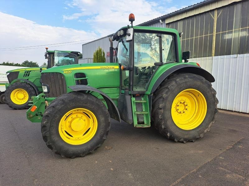 Traktor Türe ait John Deere 6830 PREMIUM, Gebrauchtmaschine içinde SAINT GENEST D'AMBIERE (resim 2)