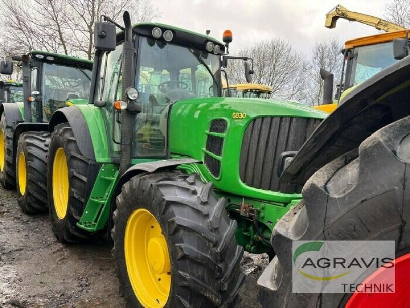 Traktor des Typs John Deere 6830 PREMIUM, Gebrauchtmaschine in Nartum (Bild 3)