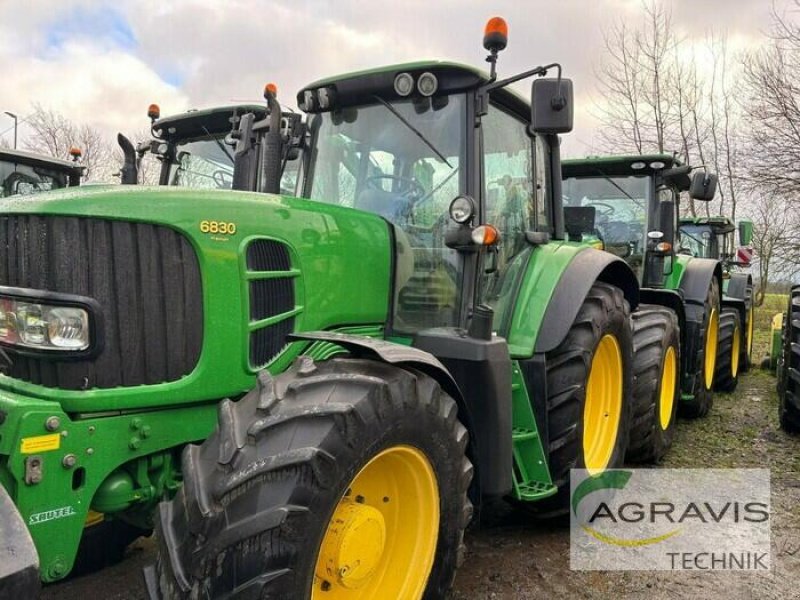 Traktor Türe ait John Deere 6830 PREMIUM, Gebrauchtmaschine içinde Nartum (resim 1)