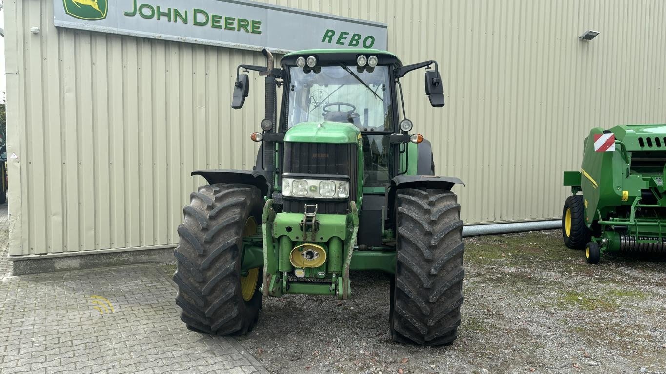 Traktor van het type John Deere 6830 Premium, Gebrauchtmaschine in Aurich (Foto 5)