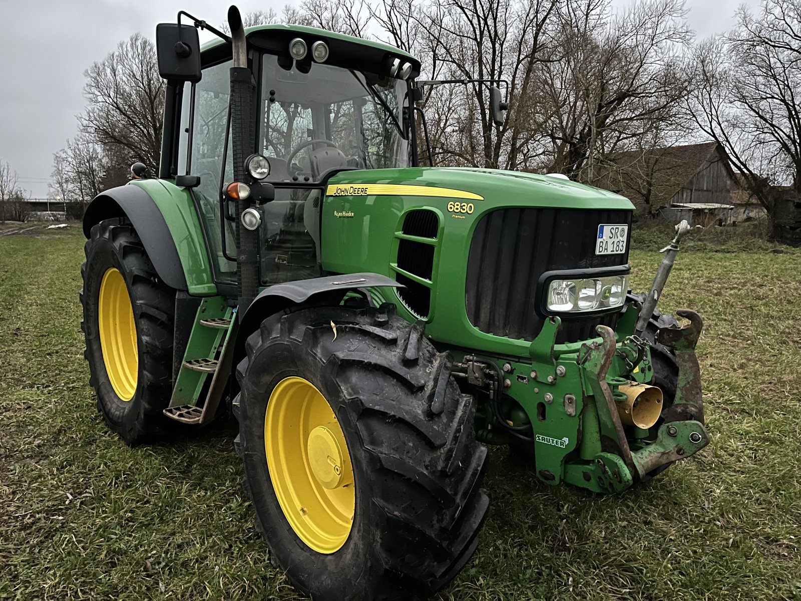 Traktor Türe ait John Deere 6830 PREMIUM, Gebrauchtmaschine içinde Perkam (resim 4)