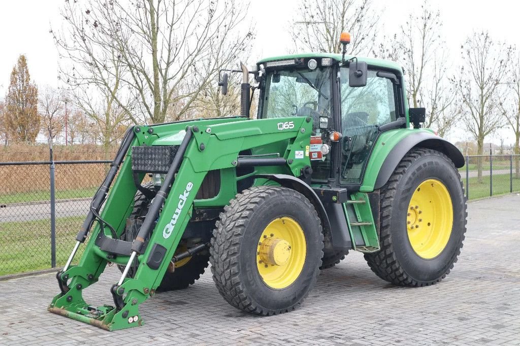 Traktor typu John Deere 6830 STD FRONT LOADER 50 KM/H WITH REGISTRATION, Gebrauchtmaschine v Marknesse (Obrázek 1)