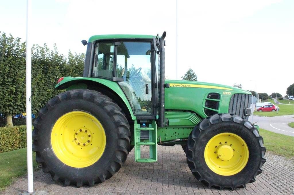 Traktor van het type John Deere 6830, Gebrauchtmaschine in Bant (Foto 4)