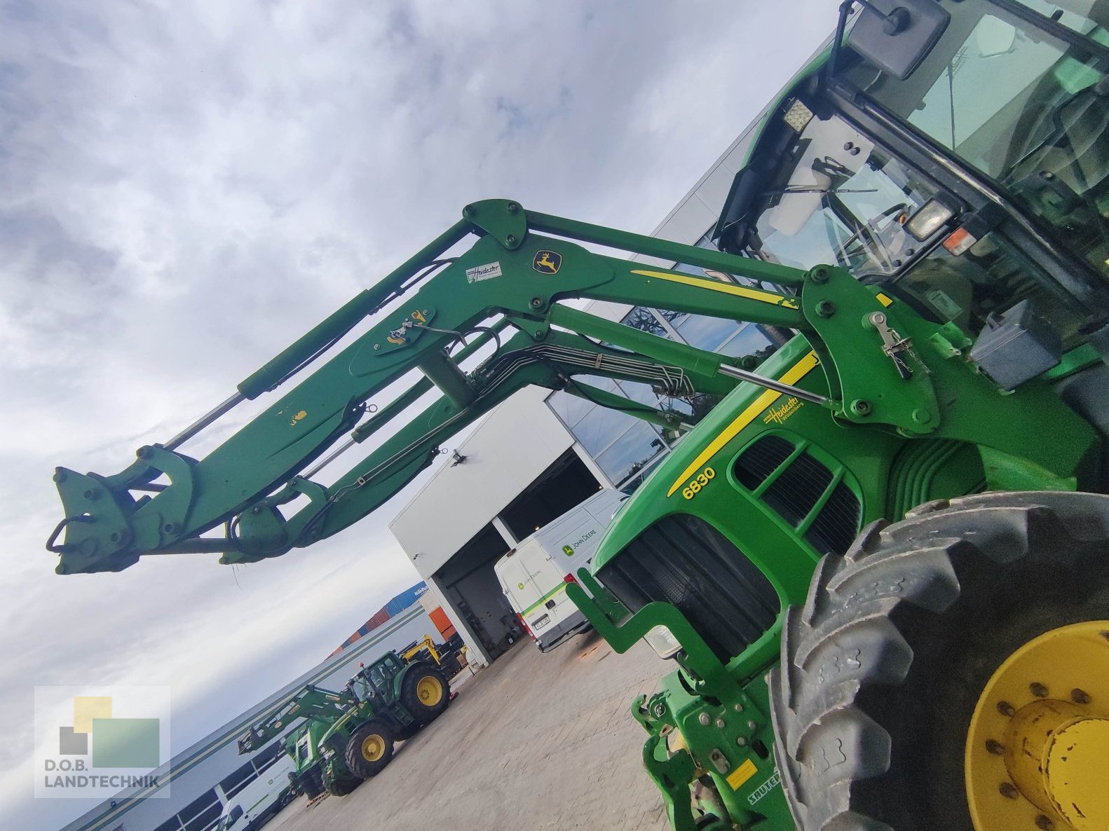 Traktor van het type John Deere 6830, Gebrauchtmaschine in Regensburg (Foto 4)