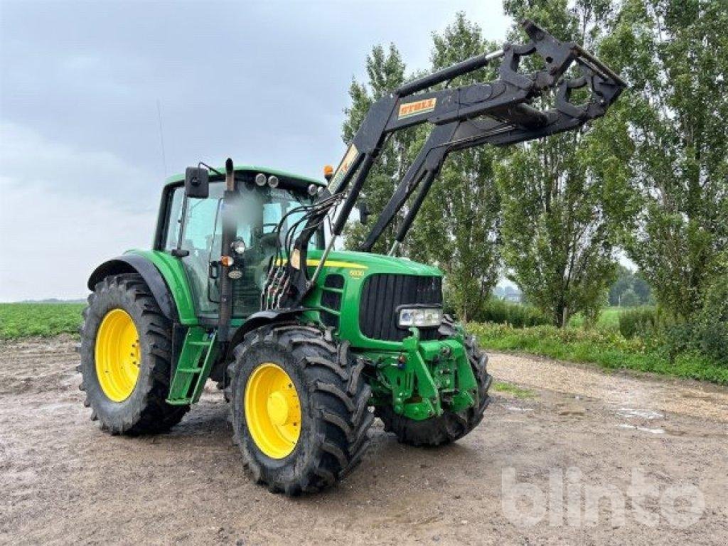 Traktor του τύπου John Deere 6830, Gebrauchtmaschine σε Düsseldorf (Φωτογραφία 1)