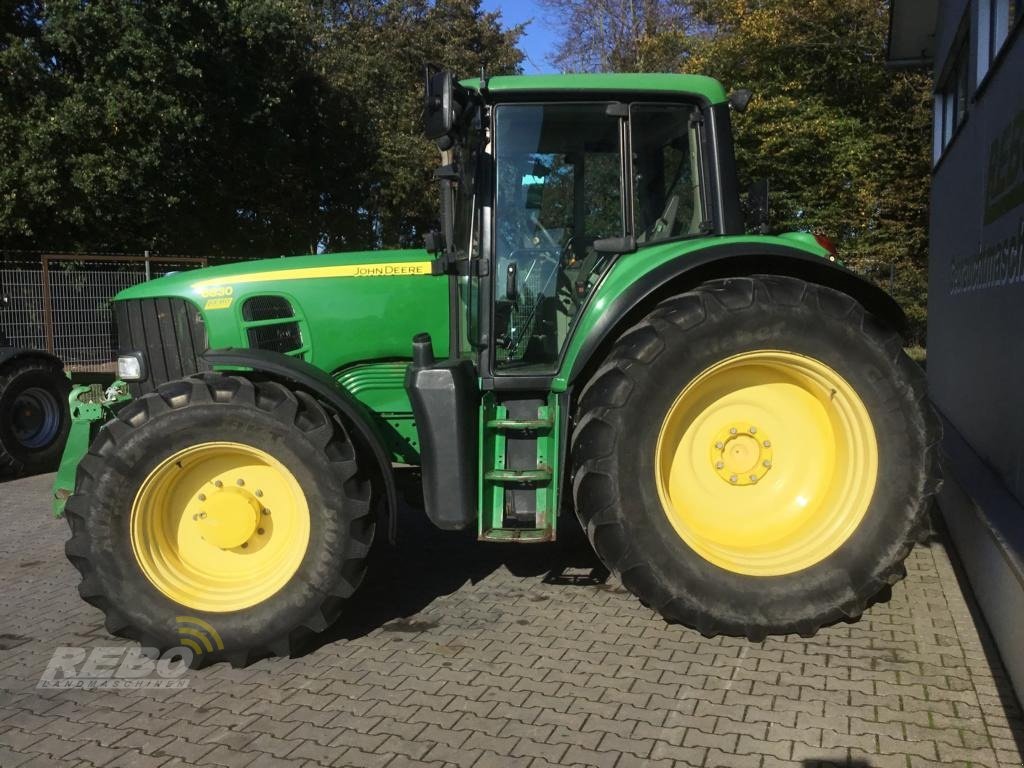 Traktor des Typs John Deere 6830, Gebrauchtmaschine in Neuenkirchen-Vörden (Bild 2)