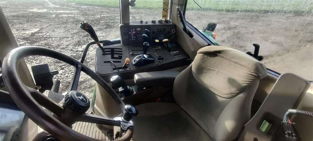 Traktor du type John Deere 6910 PowerQuad med ÅLØ 980 frontlæsser og trykluftbremser Affjederet foraksel, Gebrauchtmaschine en Skive (Photo 6)