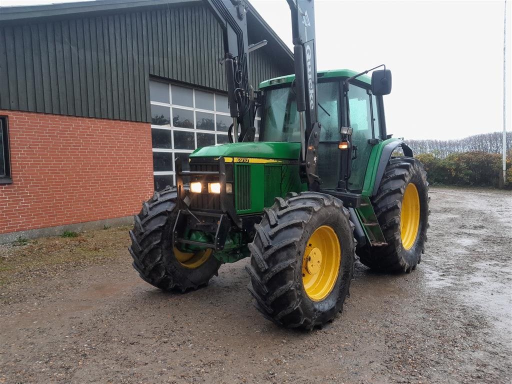 Traktor del tipo John Deere 6910 PowerQuad med ÅLØ 980 frontlæsser og trykluftbremser, Gebrauchtmaschine en Skive (Imagen 1)