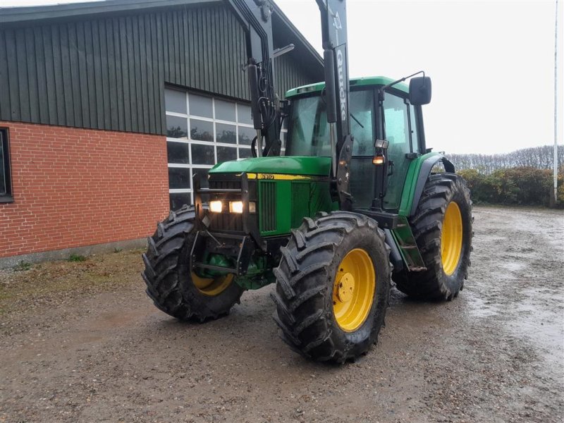 Traktor типа John Deere 6910 PowerQuad med ÅLØ 980 frontlæsser og trykluftbremser, Gebrauchtmaschine в Skive (Фотография 1)