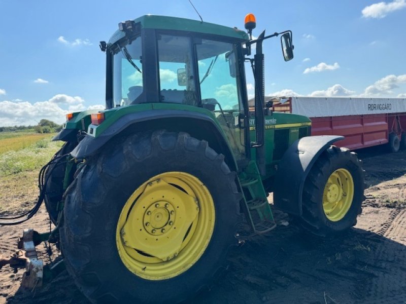 Traktor of the type John Deere 6910 TLS FRONTLIFT, POWER QUARD, Gebrauchtmaschine in Dronninglund (Picture 5)