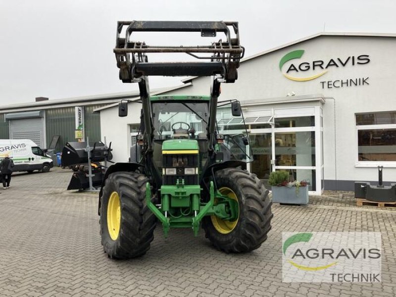 Traktor za tip John Deere 6910, Gebrauchtmaschine u Königslutter