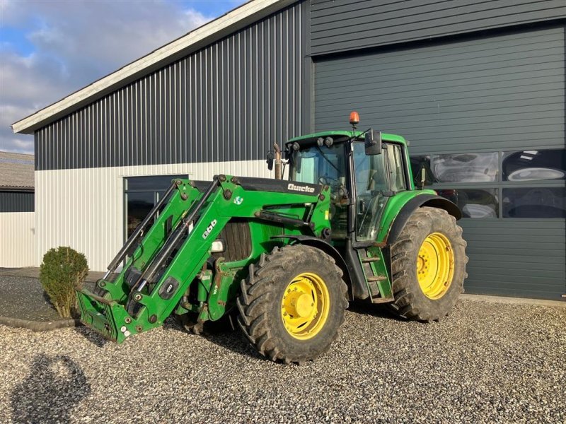 Traktor des Typs John Deere 6920 med frontlift og frontlæsser, Gebrauchtmaschine in Thorsø (Bild 1)