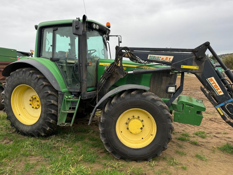 Traktor des Typs John Deere 6920 mit Stoll Frontlader, Gebrauchtmaschine in Könnern (Bild 1)