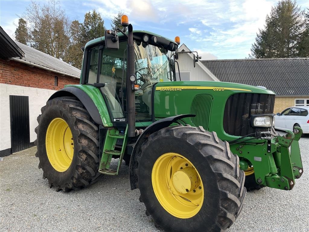 Traktor типа John Deere 6920, Gebrauchtmaschine в Brønderslev (Фотография 2)