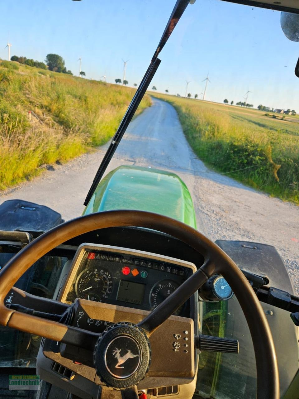 Traktor des Typs John Deere 6920, Gebrauchtmaschine in Büren (Bild 2)