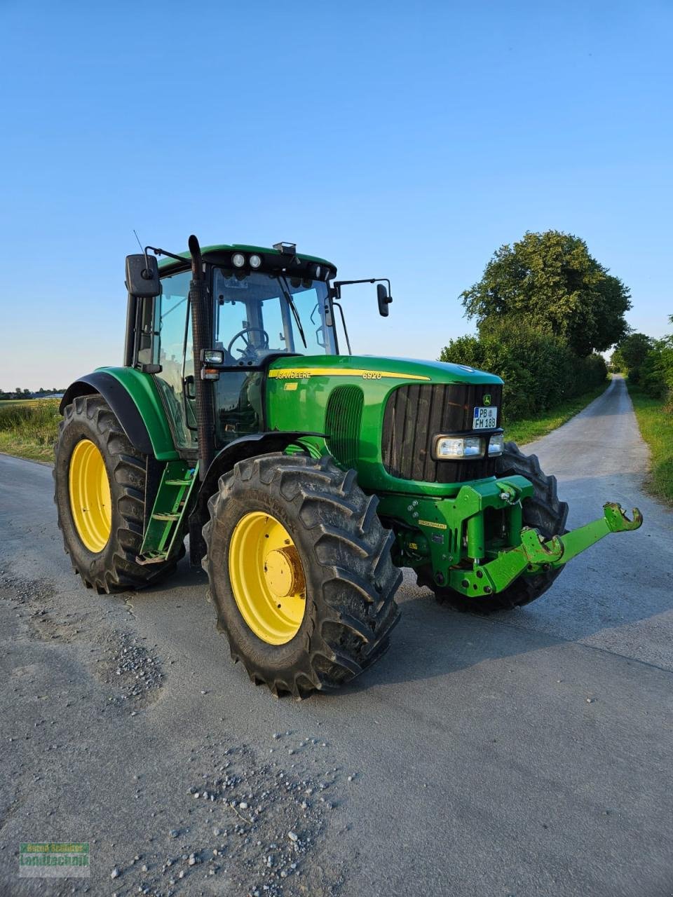 Traktor типа John Deere 6920, Gebrauchtmaschine в Büren (Фотография 7)