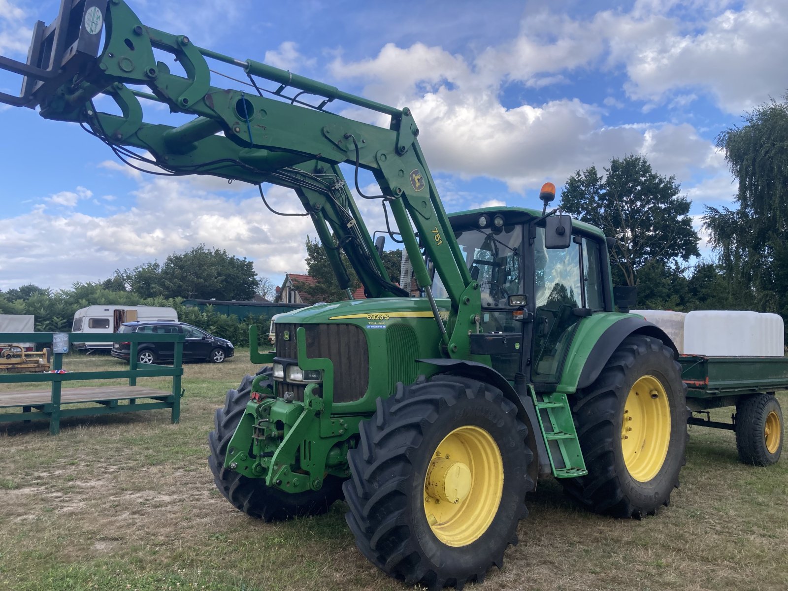 Traktor от тип John Deere 6920S, Gebrauchtmaschine в Dobbin-Linstow (Снимка 1)