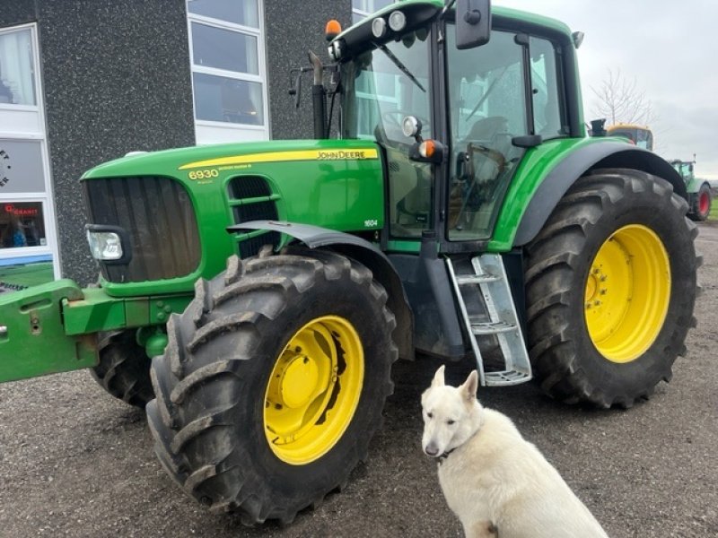 Traktor del tipo John Deere 6930 Premium TEMPO 40, NYE DÆK, Gebrauchtmaschine en Dronninglund (Imagen 1)