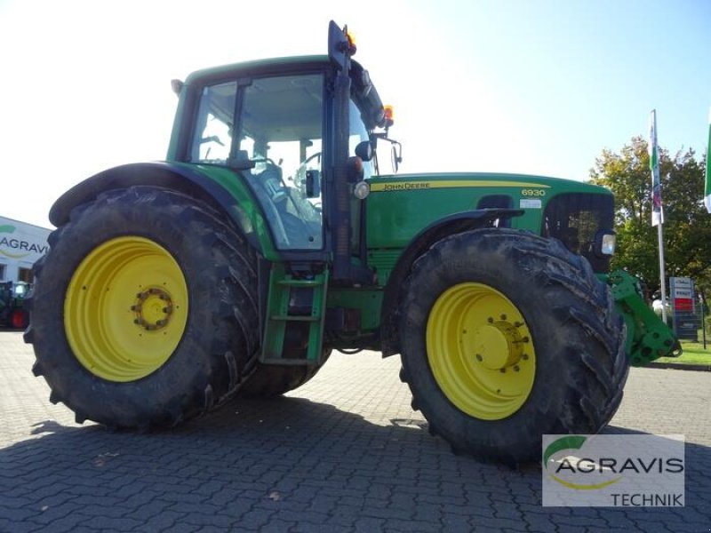 Traktor van het type John Deere 6930 PREMIUM, Gebrauchtmaschine in Uelzen (Foto 3)