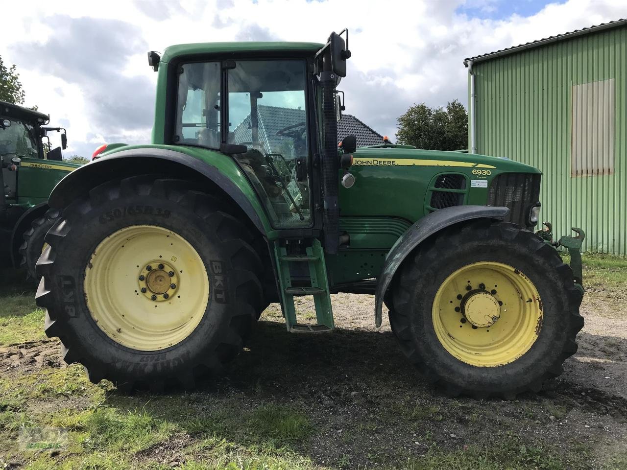 Traktor typu John Deere 6930 Premium, Gebrauchtmaschine v Alt-Mölln (Obrázek 2)