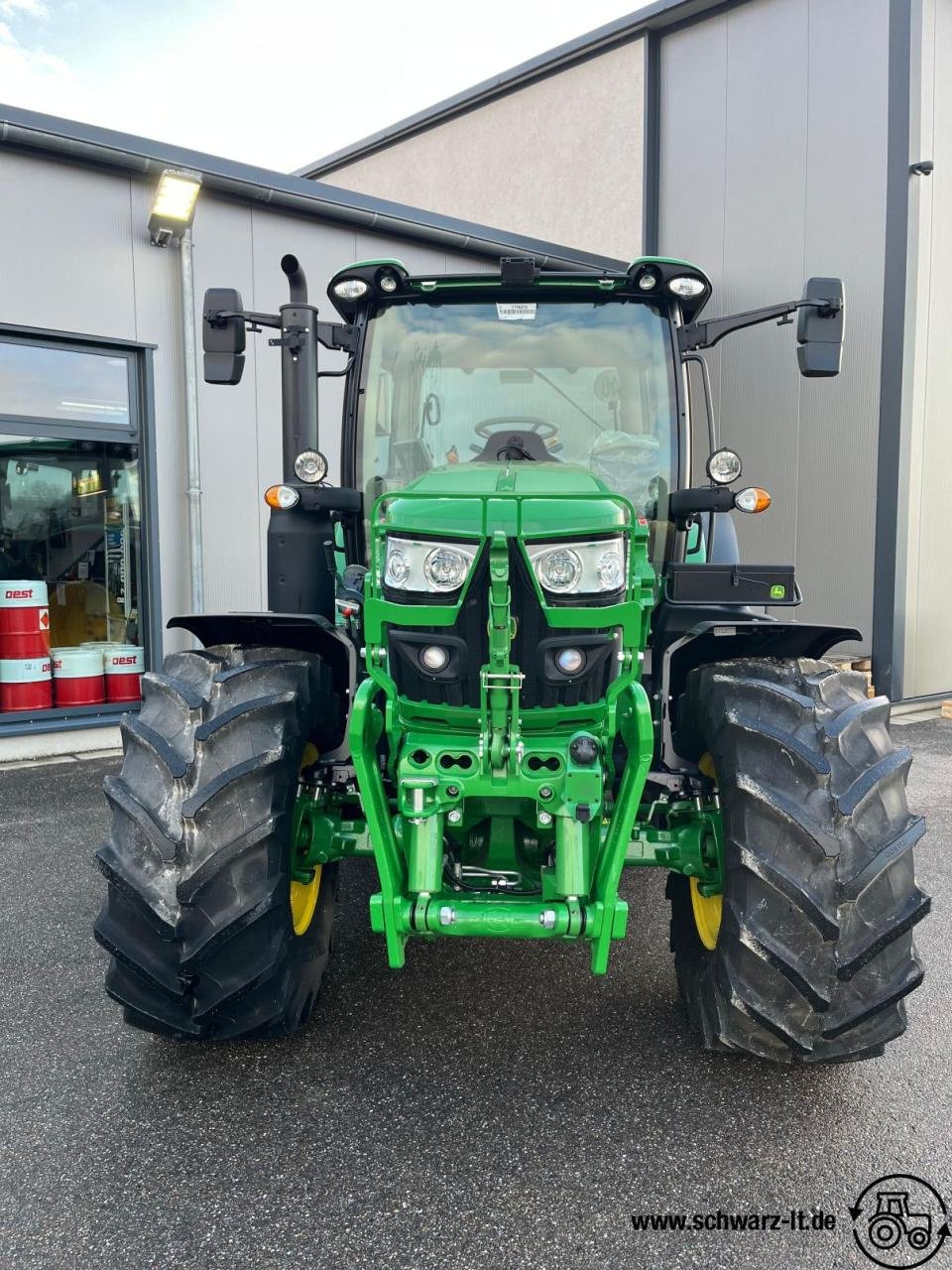 Traktor des Typs John Deere 6R 110, Neumaschine in Aspach (Bild 5)