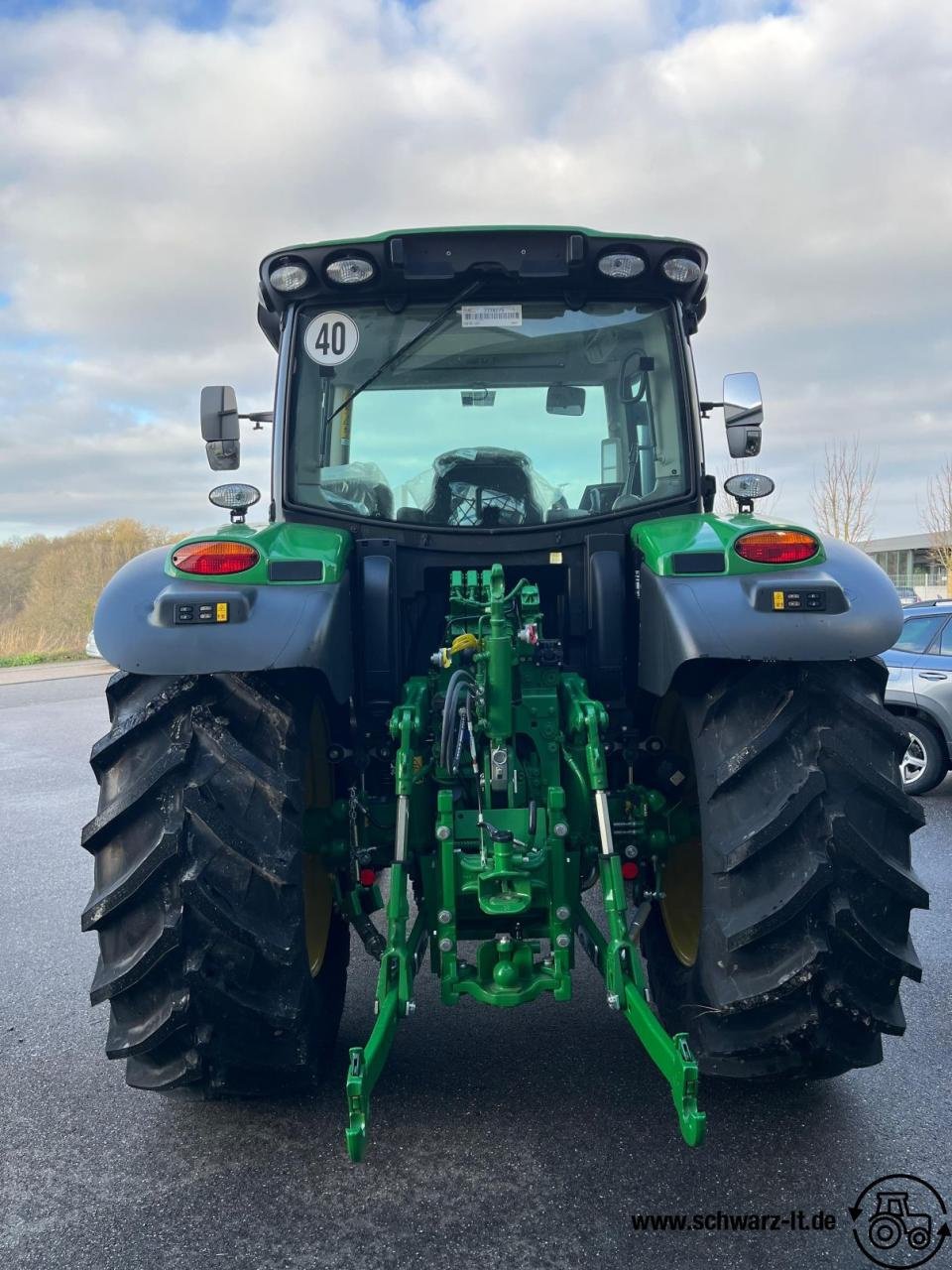 Traktor des Typs John Deere 6R 110, Neumaschine in Aspach (Bild 7)