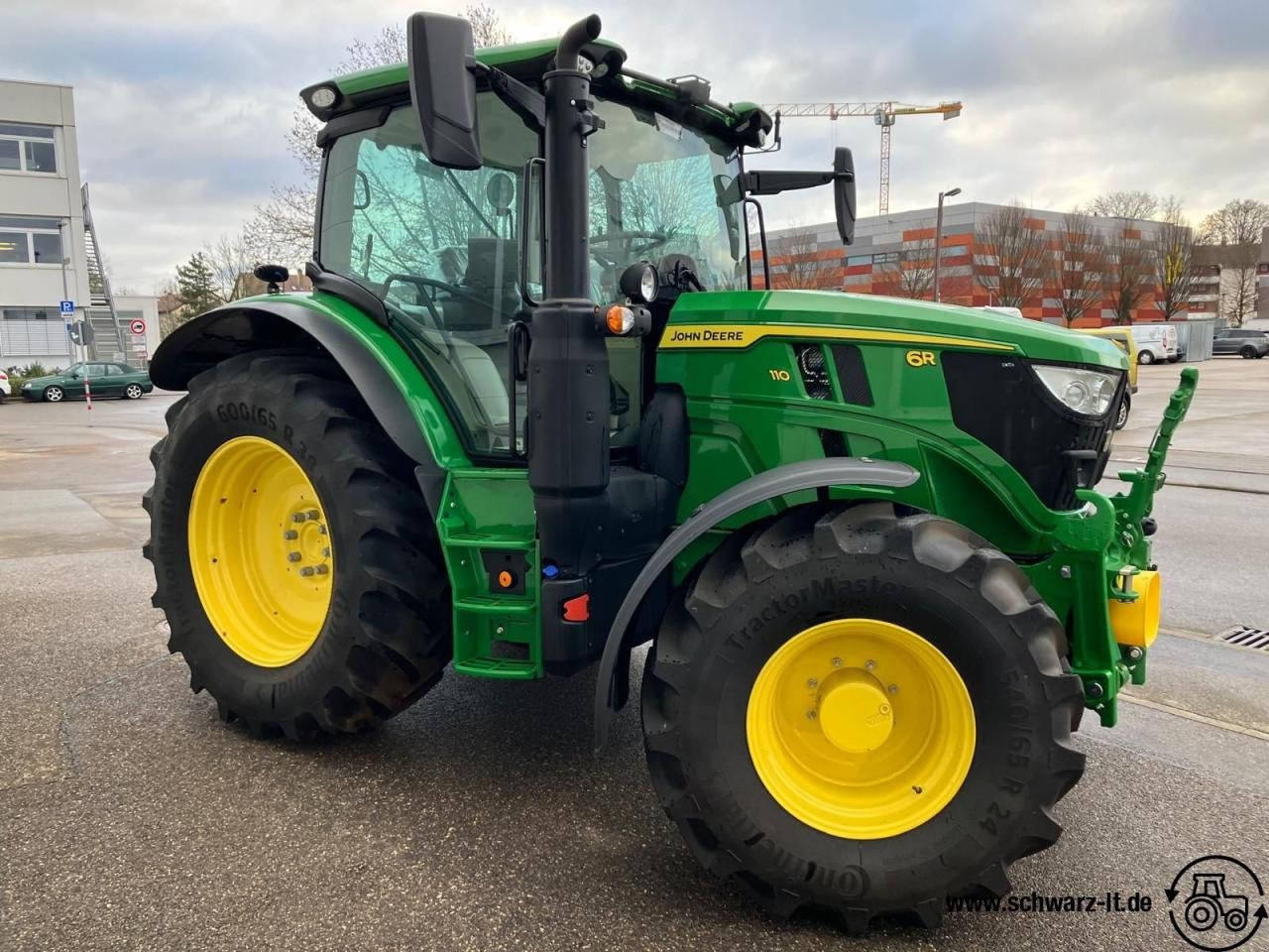 Traktor des Typs John Deere 6R 110, Neumaschine in Aspach (Bild 2)