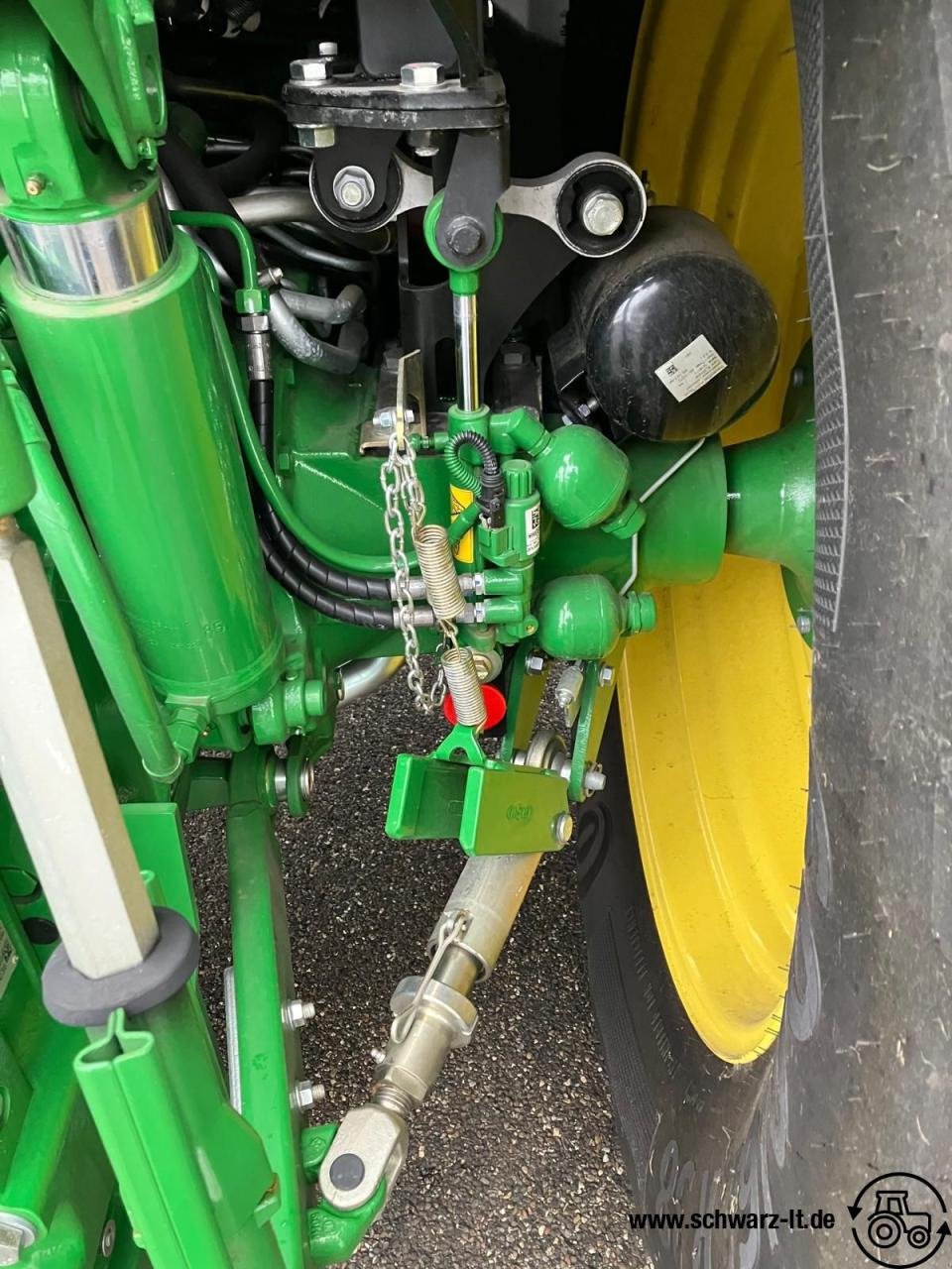 Traktor des Typs John Deere 6R 110, Neumaschine in Aspach (Bild 10)