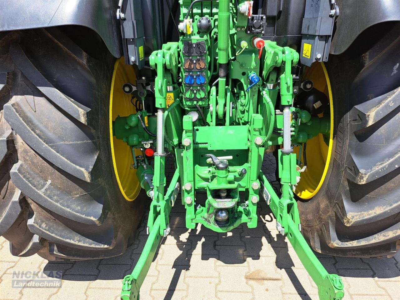 Traktor typu John Deere 6R 130 CommandPro, Gebrauchtmaschine w Schirradorf (Zdjęcie 9)