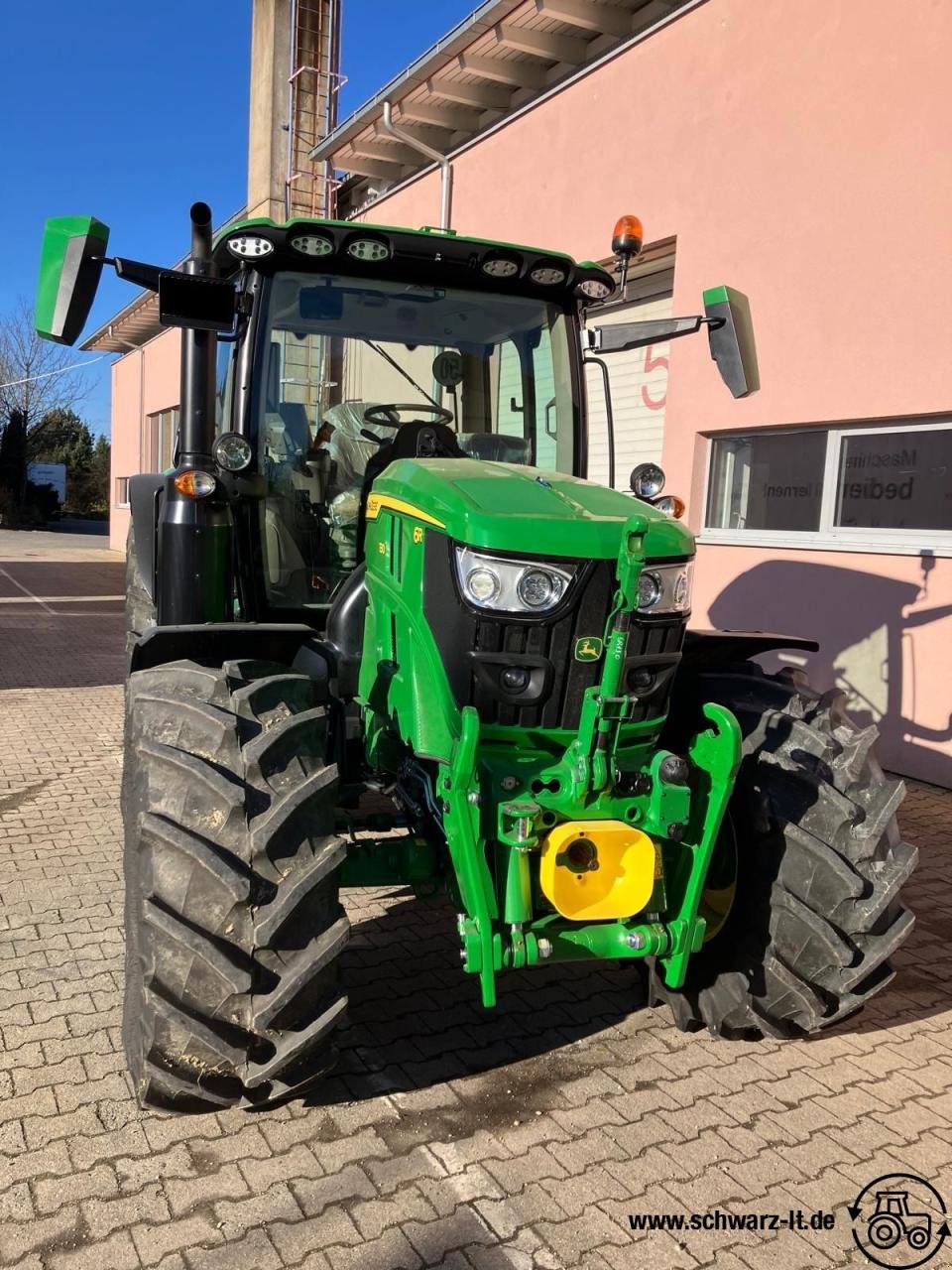 Traktor van het type John Deere 6R 130, Neumaschine in Aspach (Foto 5)