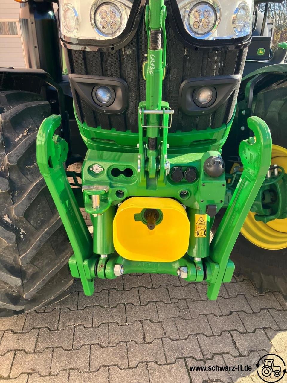 Traktor van het type John Deere 6R 130, Neumaschine in Aspach (Foto 8)