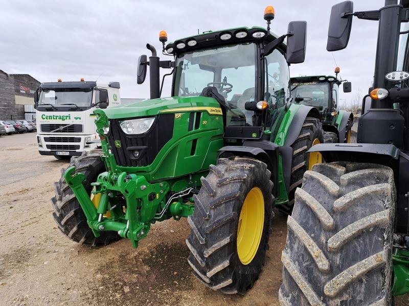 Traktor типа John Deere 6R 130, Gebrauchtmaschine в SAINT-GERMAIN DU PUY (Фотография 1)