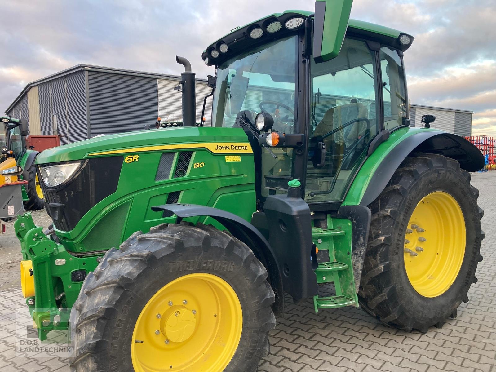 Traktor des Typs John Deere 6R 130, Gebrauchtmaschine in Regensburg (Bild 2)