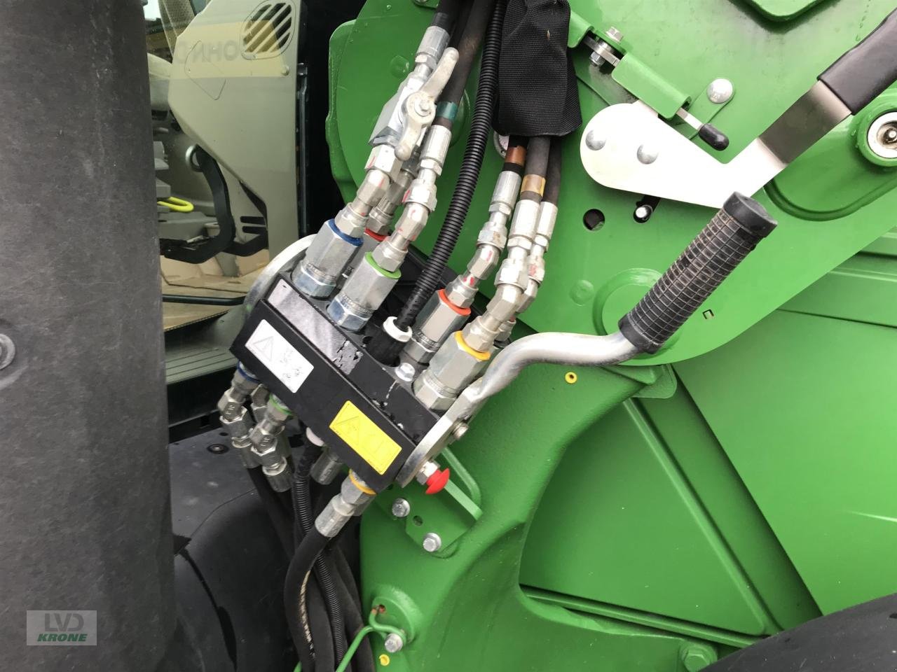 Traktor του τύπου John Deere 6R 130, Gebrauchtmaschine σε Alt-Mölln (Φωτογραφία 7)